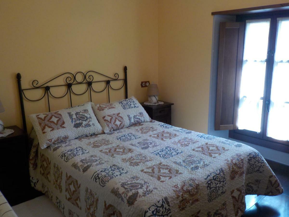 Apartamentos Rurales La Husteriza Ruenes Kültér fotó