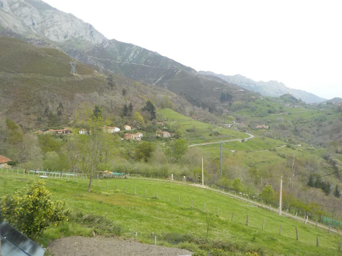 Apartamentos Rurales La Husteriza Ruenes Kültér fotó